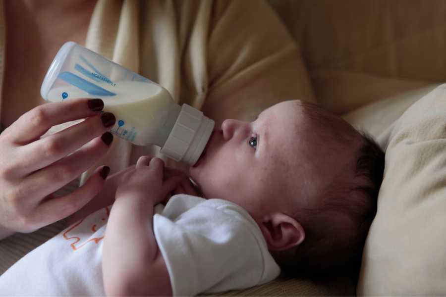 Happymami te ayuda a prevenir el cólico del bebé durante la lactancia